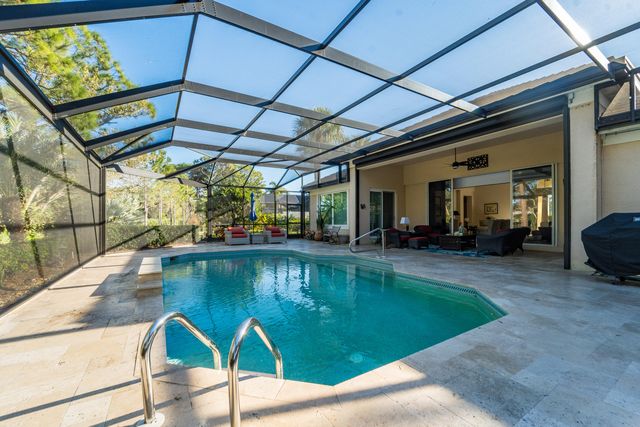 4201 SE Frazier Court, Stuart, FL 34997