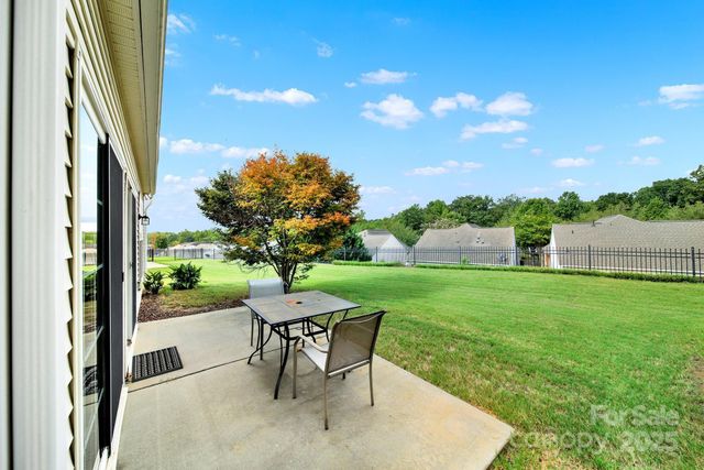 16307 Raven Crest Drive, Fort Mill, SC 29707