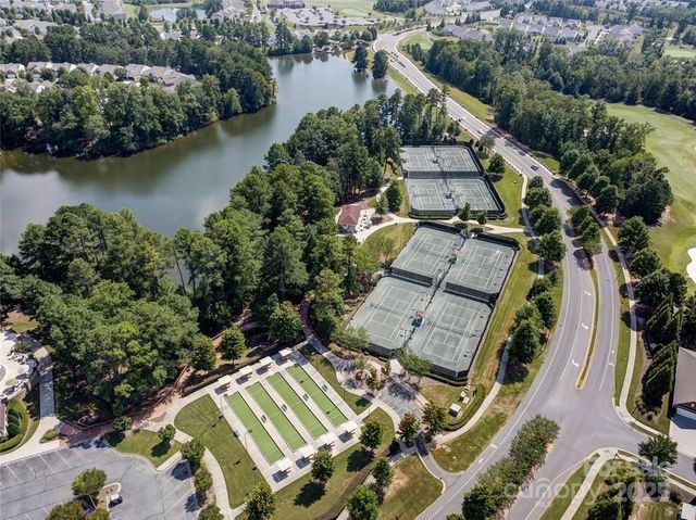 16307 Raven Crest Drive, Fort Mill, SC 29707