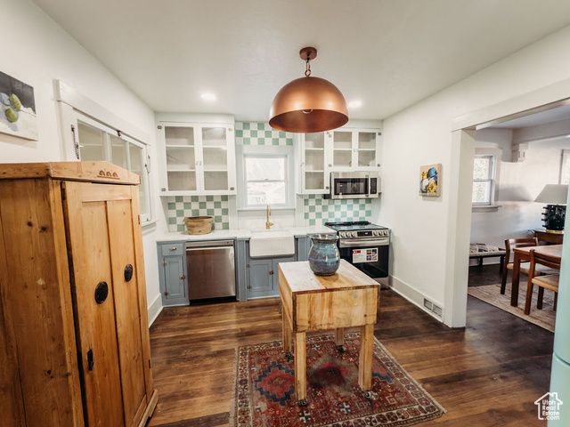 180 ROOSEVELT ST, Helper, UT 84526