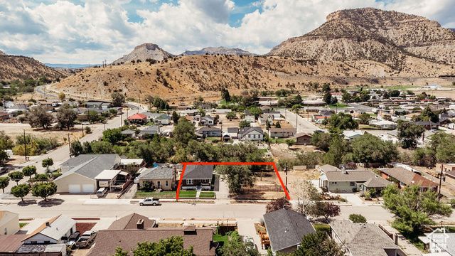 180 ROOSEVELT ST, Helper, UT 84526