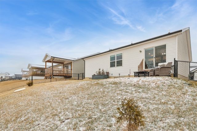 2202 Barry Drive, Adel, IA 50003