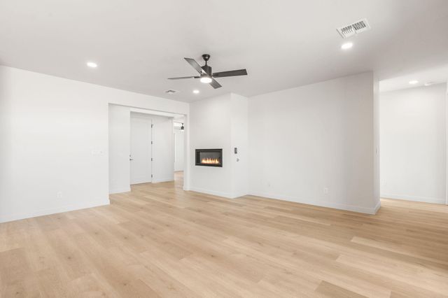 2523 Box Lake Drive NE, Rio Rancho, NM 87144