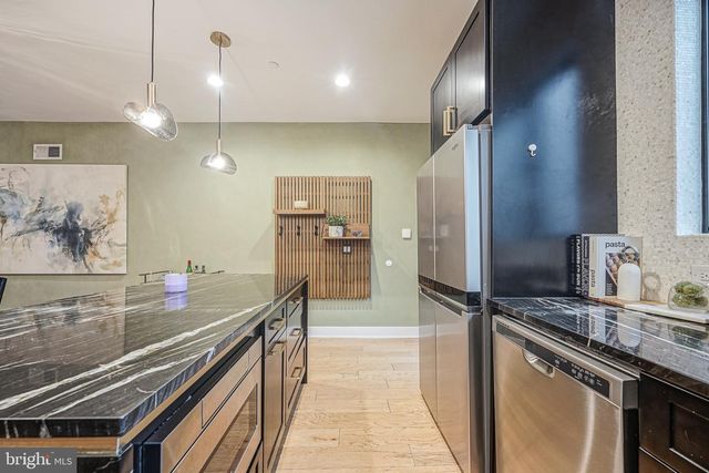1109 EARL ST, Philadelphia, PA 19125