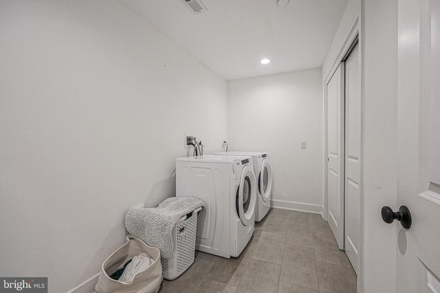 1109 EARL ST, Philadelphia, PA 19125