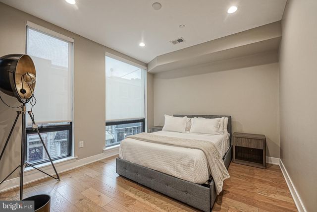 1109 EARL ST, Philadelphia, PA 19125