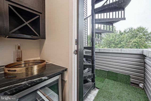 1109 EARL ST, Philadelphia, PA 19125
