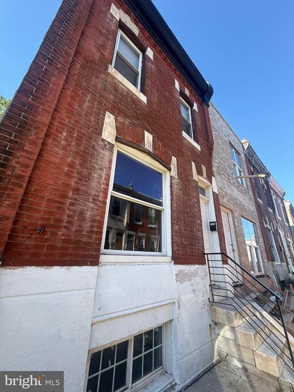 2630 EARP ST, PHILADELPHIA, PA 19146 — photo 2