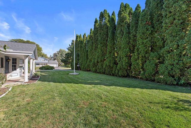 4532 W Ravine LANE, Brown Deer, WI 53223