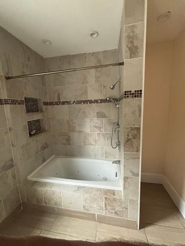 88 June St, Worcester, MA 01602