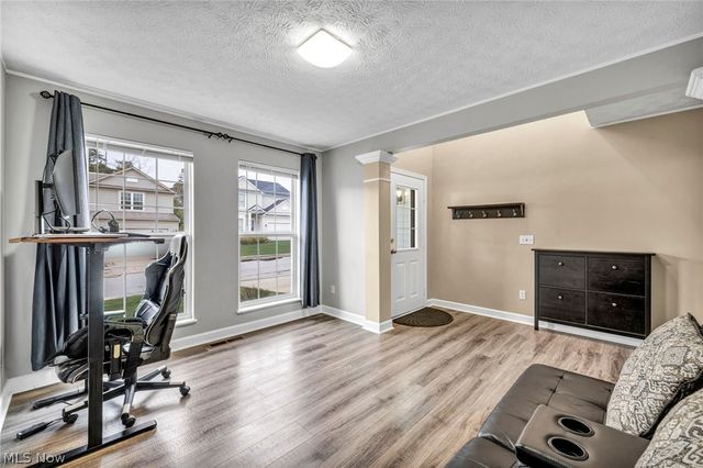 14825 Thornton Drive, North Royalton, OH 44133