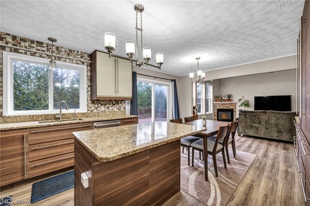 14825 Thornton Drive, North Royalton, OH 44133