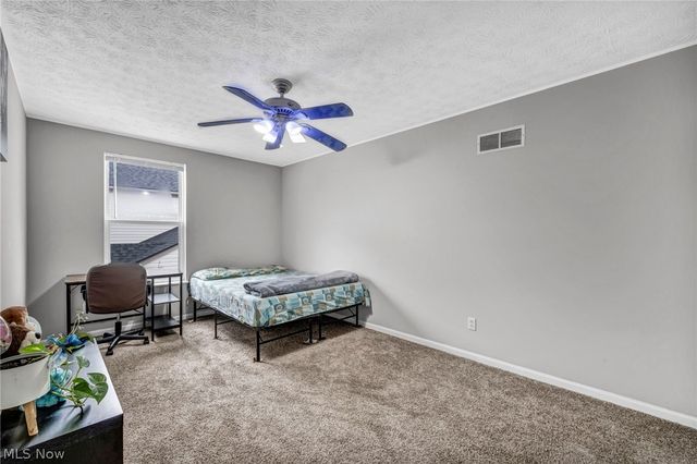 14825 Thornton Drive, North Royalton, OH 44133