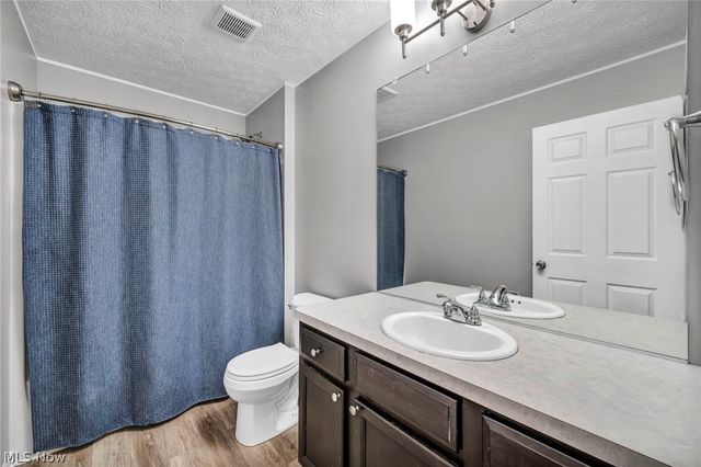 14825 Thornton Drive, North Royalton, OH 44133