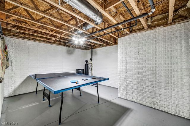 14825 Thornton Drive, North Royalton, OH 44133