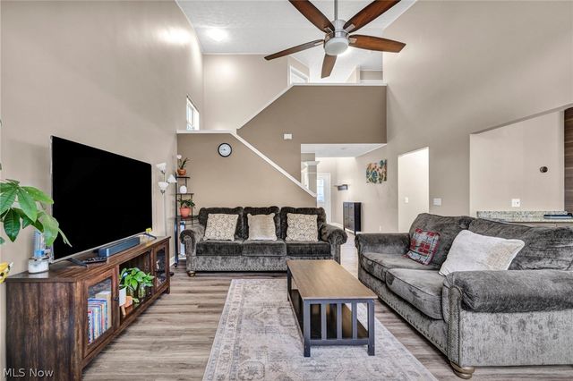 14825 Thornton Drive, North Royalton, OH 44133