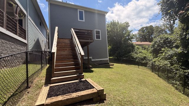 114 N Poole St Apt A, Ashland City, TN 37015