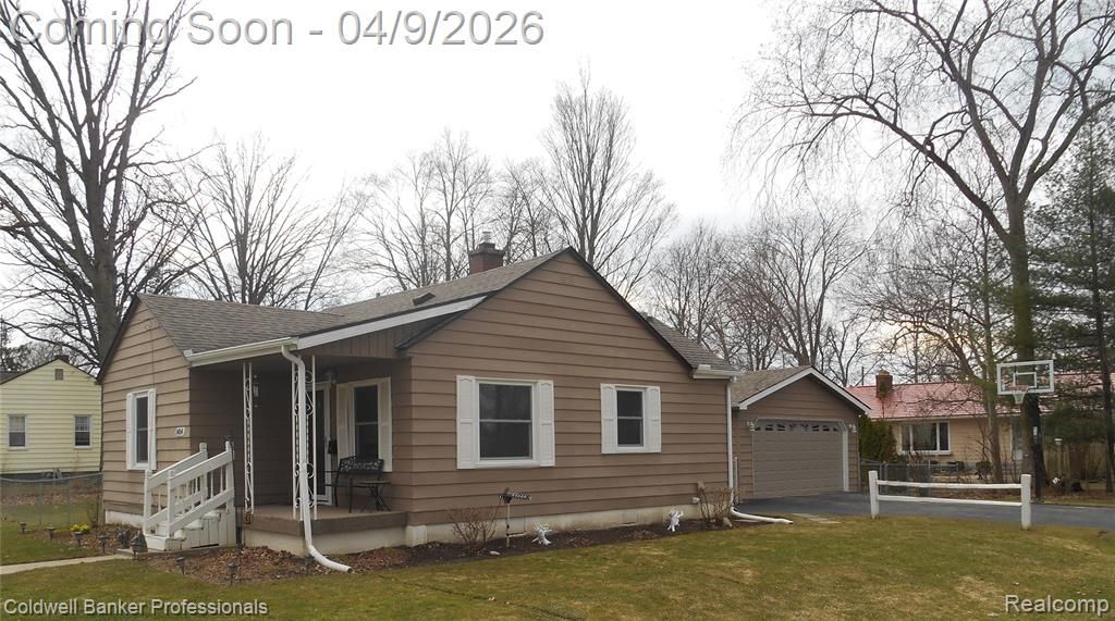 1454 Merle Avenue, Burton, MI 48509