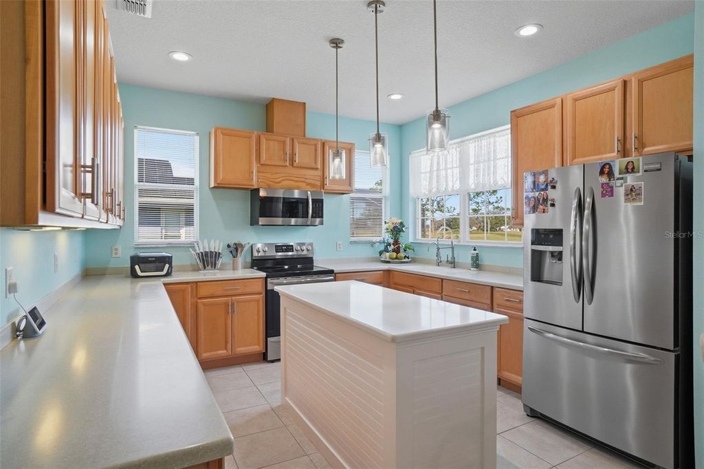 Image 14 of property listing at 20831 NETTLETON STREET, Orlando, FL 32833