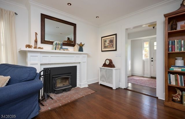 1 Edgewood Pl, Maplewood Twp., NJ 07040