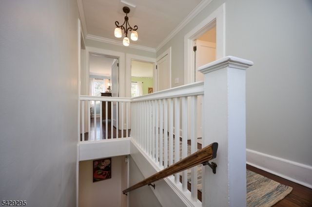 1 Edgewood Pl, Maplewood Twp., NJ 07040