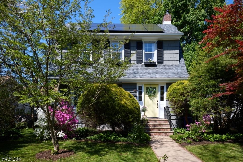 1 Edgewood Pl, Maplewood Twp., NJ 07040