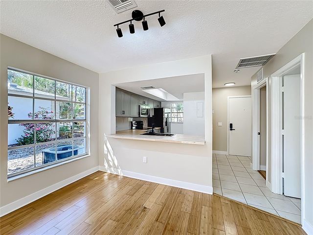 608 N JEFFERSON AVENUE 30, Sarasota, FL 34237