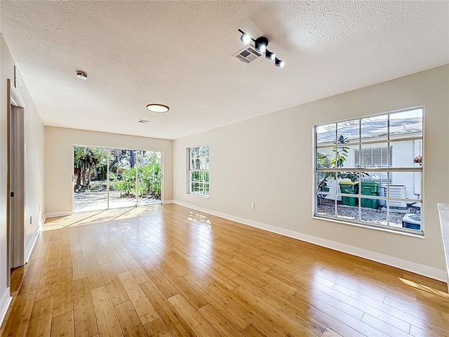 608 N JEFFERSON AVENUE 30, Sarasota, FL 34237