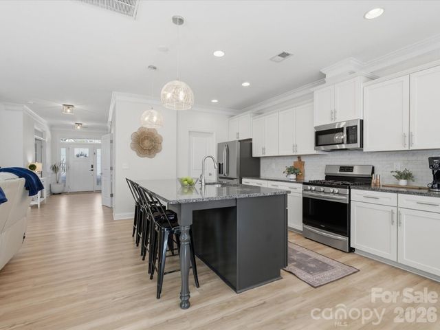 1013 Brunswick Way, Waxhaw, NC 28173