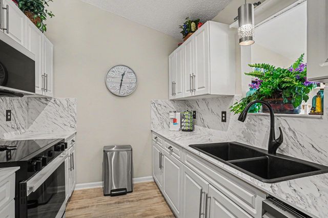 213 Lynco Ln., Surfside Beach, SC 29575