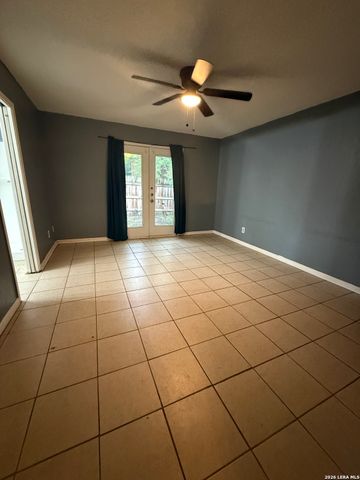 202 FIR DL, Converse, TX 78109