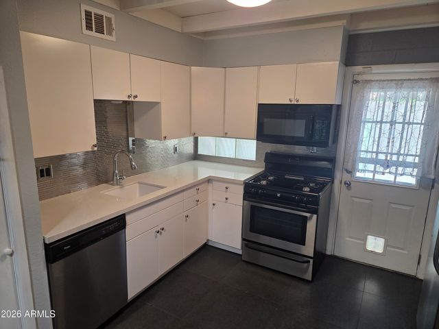 1101 E BETHANY HOME Road 7, Phoenix, AZ 85014