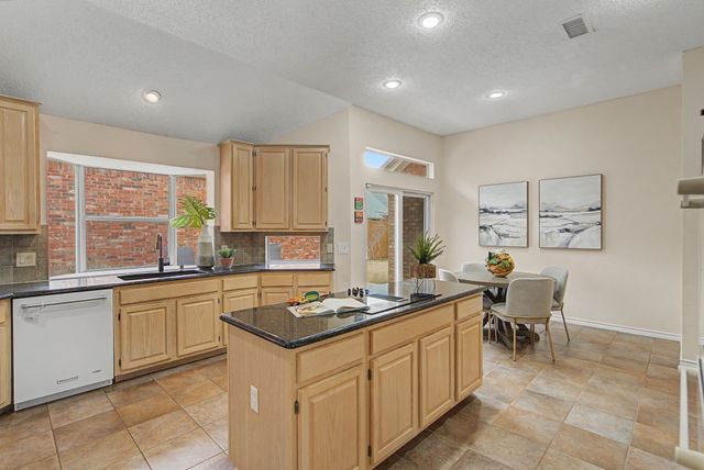 1720 Seminary Drive, Plano, TX 75075