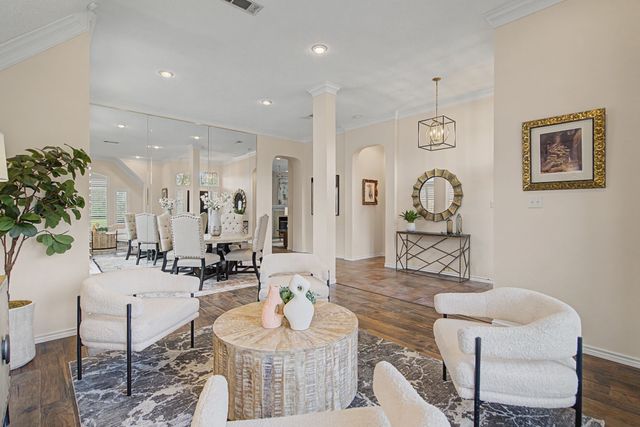 1720 Seminary Drive, Plano, TX 75075