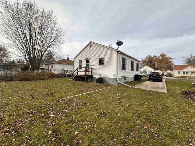 470 West Avenue, Mauston, WI 53948