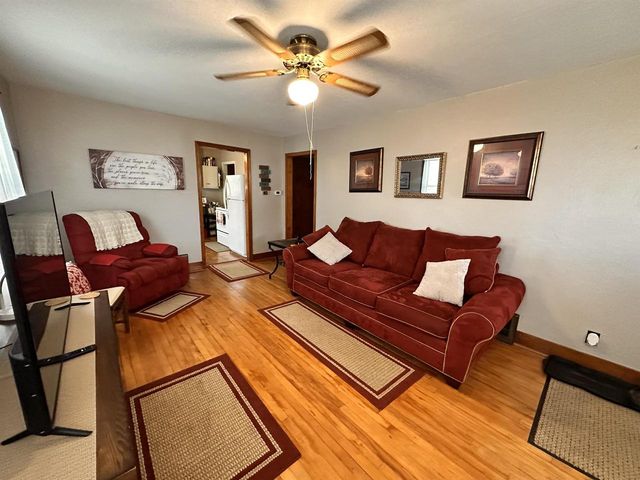 470 West Avenue, Mauston, WI 53948