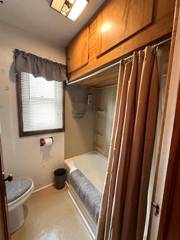 470 West Avenue, Mauston, WI 53948