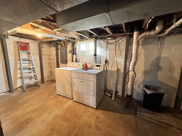 470 West Avenue, Mauston, WI 53948