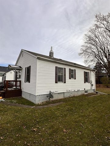 470 West Avenue, Mauston, WI 53948