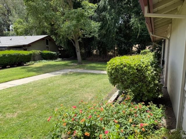 6537 Plymouth Rd, Stockton, CA 95207