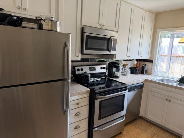 6537 Plymouth Rd, Stockton, CA 95207