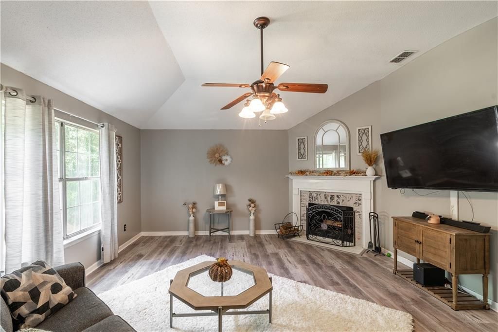 1821 Princeton Woods Drive W, Mobile, AL 36618 — photo 4