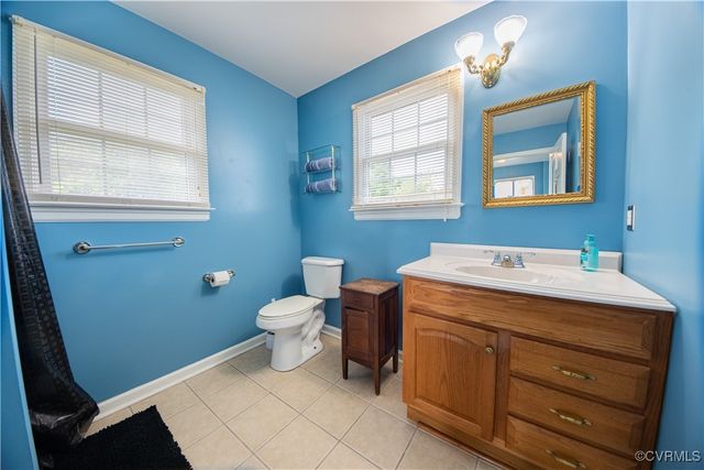 154 Riverside Dr, Deltaville, VA 23043