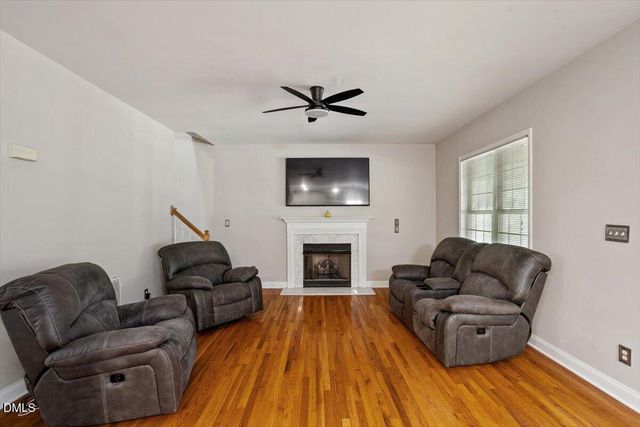 3 Brookwood Court, Durham, NC 27712