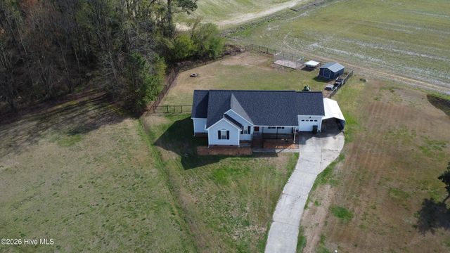 104 Goldeneye Place, Pikeville, NC 27863