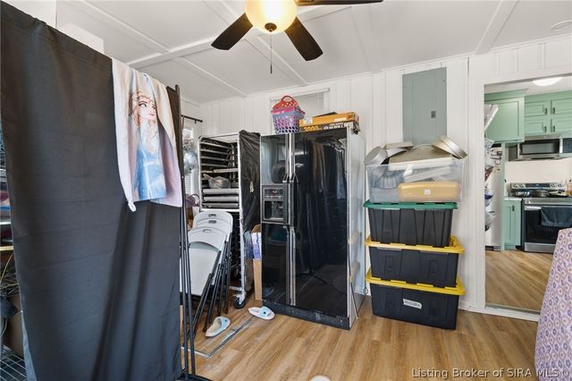 1401 E Oak Street, New Albany, IN 47150