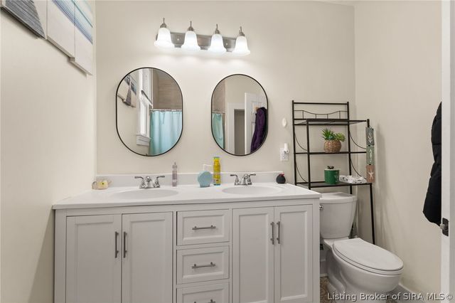 1401 E Oak Street, New Albany, IN 47150