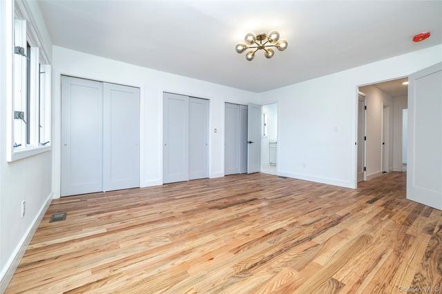 217 Hempstead Avenue, Malverne, NY 11565