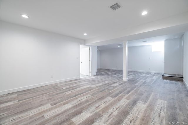 217 Hempstead Avenue, Malverne, NY 11565