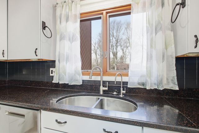 438 Merrick Drive 438 Merrick Drive, Beavercreek, OH 45434